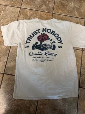 RSQ White T‑Shirt with Navy Graphic and Red Rose Print